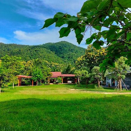Вилла Pimpisa Garden พิมพิศา การ์เด้นท์ Khuang Kom Экстерьер фото