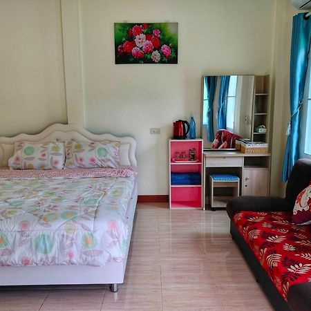 Вилла Pimpisa Garden พิมพิศา การ์เด้นท์ Khuang Kom Экстерьер фото