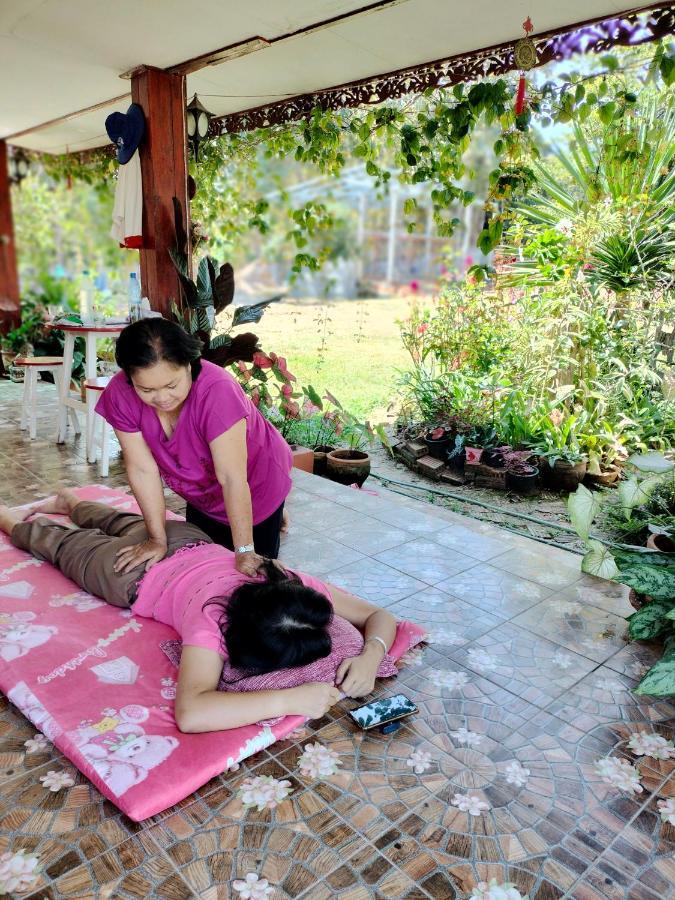 Вилла Pimpisa Garden พิมพิศา การ์เด้นท์ Khuang Kom Экстерьер фото